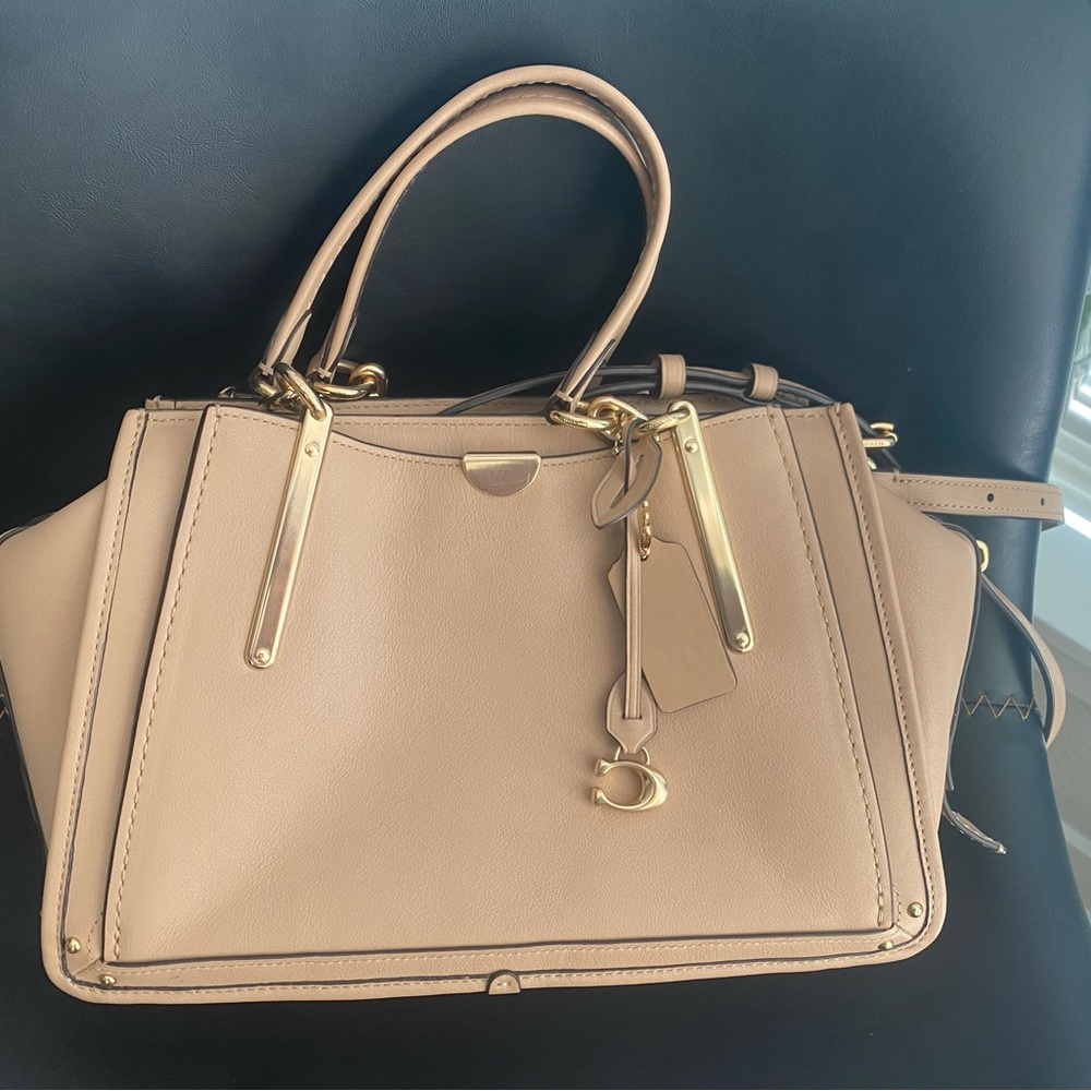 Beautiful coach purse